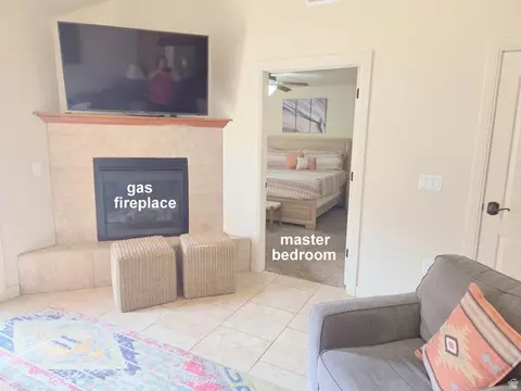 Bedroom - 10 Desert Wind Dr, Moab, UT 84532 photo 1 of 6