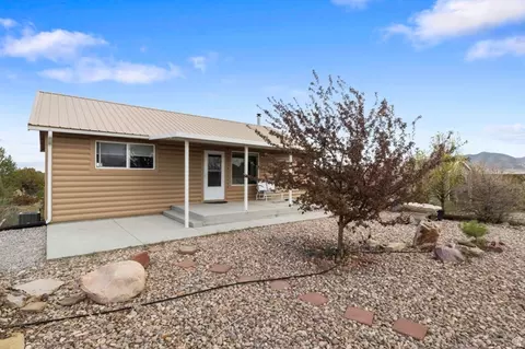 1933 S Lee Ln, Vernon, UT 84080