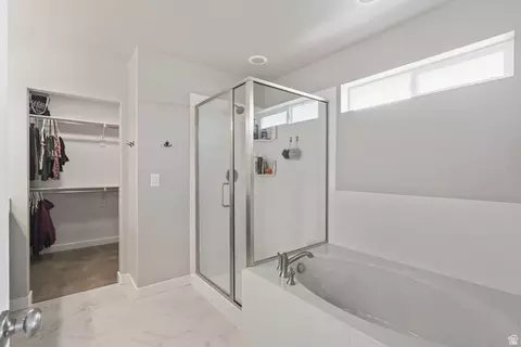 Bath - 3233 W 2500 N, Clinton, UT 84015 photo 2 of 2