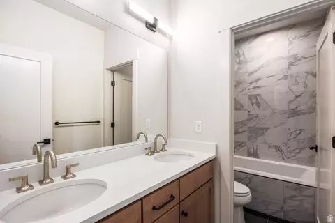 Bath - 372 W Ascent Dr #261, Hideout, UT 84036 photo 2 of 4