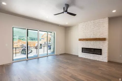 Living - 372 W Ascent Dr #261, Hideout, UT 84036 photo 2 of 6