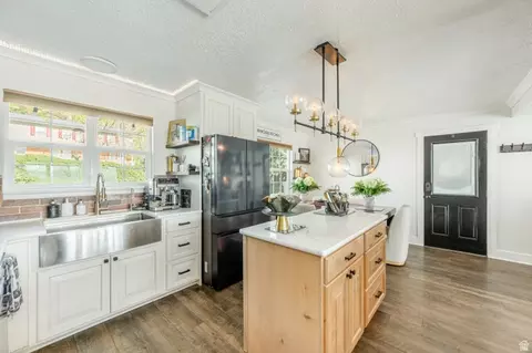Kitchen - 3043 N Bannock Dr E, Provo, UT 84604 photo 3 of 4