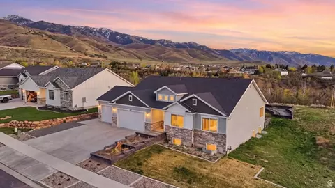 638 E Canyon Rim Rd, Smithfield, UT 84335