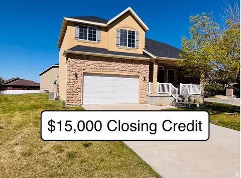 449 E Apple Blossom Ln, Pleasant Grove, UT 84062