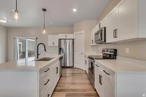 Kitchen - 1052 W 1970 S, Orem, UT 84058 photo 1 of 3