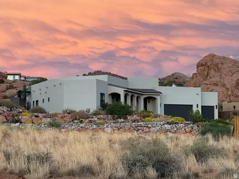 2211 Camino Del Carnero, Moab, UT 84532