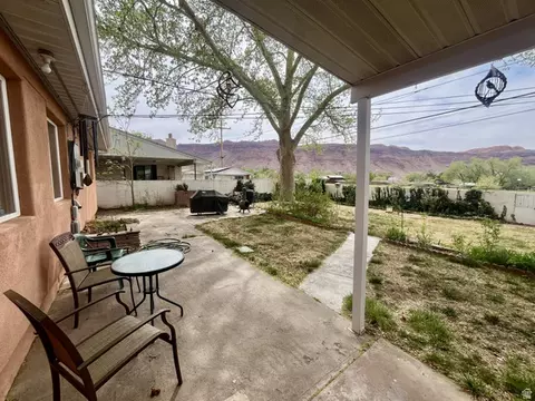 Exterior - 384 Tusher St, Moab, UT 84532 photo 14 of 14