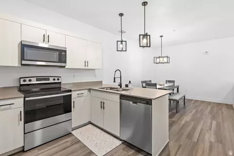 Kitchen - 4735 S Alder Dr #F101, Mapleton, UT 84664 photo 3 of 3