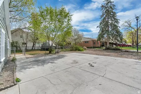 Exterior - 8831 S 400 E, Sandy, UT 84070 photo 1 of 5
