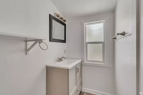 Bath - 8831 S 400 E, Sandy, UT 84070 photo 1 of 3