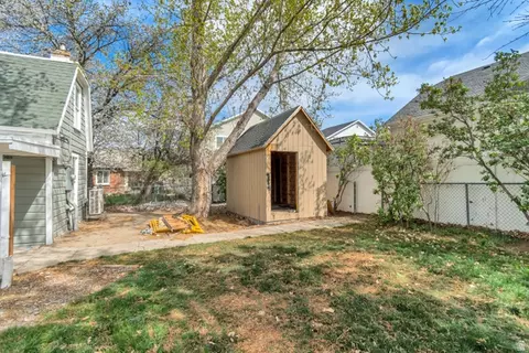 Exterior - 8831 S 400 E, Sandy, UT 84070 photo 4 of 5