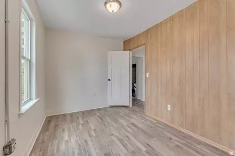 Bedroom - 8831 S 400 E, Sandy, UT 84070 photo 3 of 7