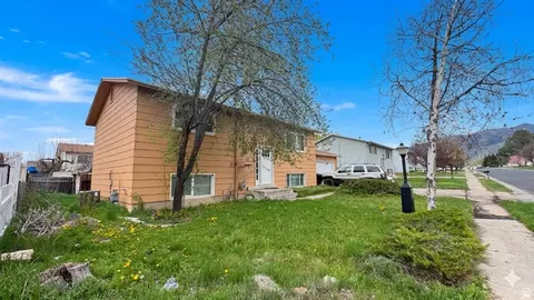 Exterior - 959 Three Point Ave, Logan, UT 84321 photo 5 of 5
