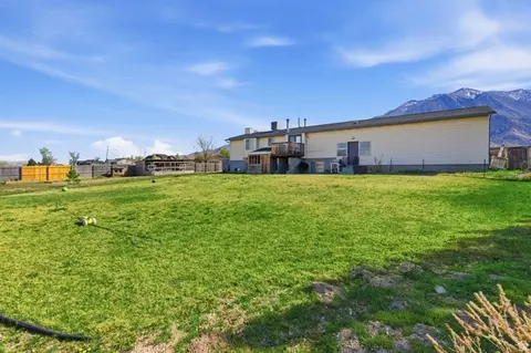 Exterior - 470 S 200 W, Mona, UT 84645 photo 2 of 3