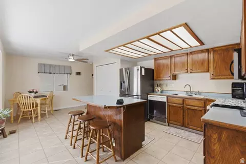 Kitchen - 470 S 200 W, Mona, UT 84645 photo 1 of 2