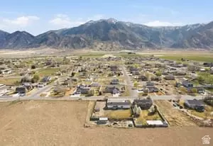 View/Area - 470 S 200 W, Mona, UT 84645 photo 1 of 2