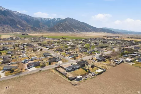 View/Area - 470 S 200 W, Mona, UT 84645 photo 1 of 6