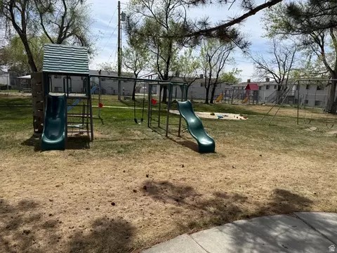 Exterior - 747 S Hanover Dr, Orem, UT 84058 photo 7 of 9