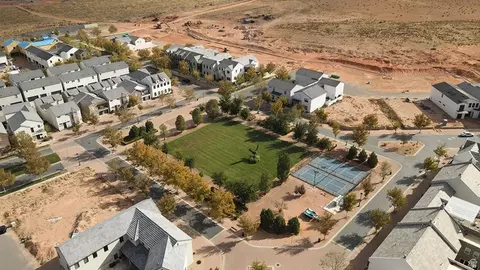 Undisclosed, Hurricane, UT 84737 photo 9
