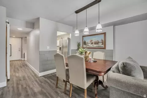 Dining - 5189 S Gravenstein Park W, Murray, UT 84123 photo 2 of 2