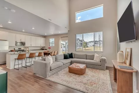 2017 N Red Yearling Dr #540, Saratoga Springs, UT 84045