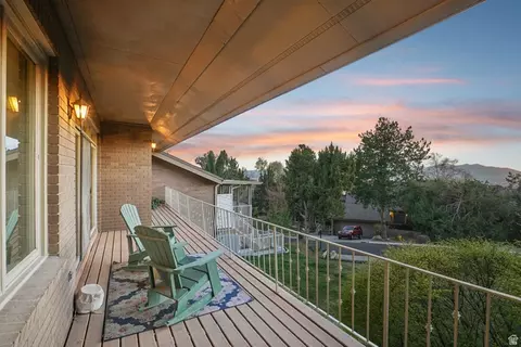 819 N Juniperpoint Dr, Salt Lake City, UT 84103