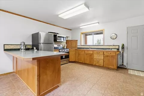 Kitchen - 15215 N 12650 E, Mount Pleasant, UT 84647 photo 2 of 2