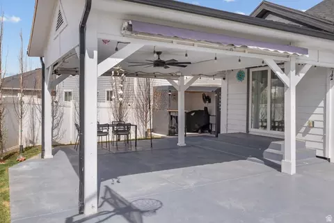 Exterior - 1085 N Coachman Ln, Spanish Fork, UT 84660 photo 7 of 9