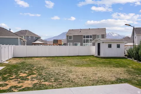 Exterior - 1085 N Coachman Ln, Spanish Fork, UT 84660 photo 6 of 9