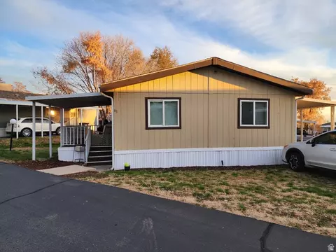 61 W Sunset Dr N, Layton, UT 84041