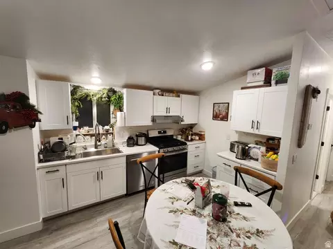 61 W Sunset Dr N, Layton, UT 84041 photo 2