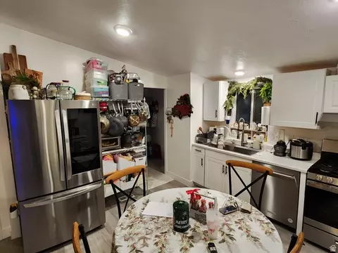 61 W Sunset Dr N, Layton, UT 84041 photo 4