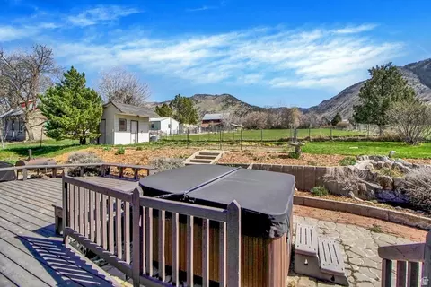 Exterior - 2068 N 1600 E, Logan, UT 84341 photo 4 of 7