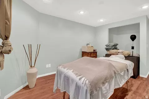 Bedroom - 2068 N 1600 E, Logan, UT 84341 photo 4 of 6