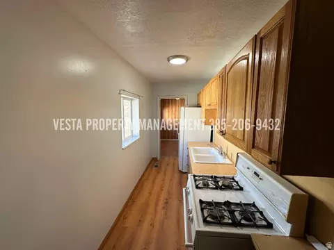 Kitchen - 471 E 22nd St S, Ogden, UT 84401 photo 1 of 2