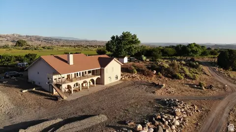 4551 S 600 E, Torrey, UT 84775
