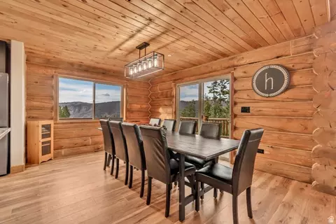 Dining - 17029 S Alta Dr, Spanish Fork, UT 84660 photo 3 of 5