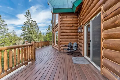 Exterior - 17029 S Alta Dr, Spanish Fork, UT 84660 photo 2 of 18
