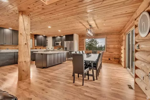 Dining - 17029 S Alta Dr, Spanish Fork, UT 84660 photo 5 of 5