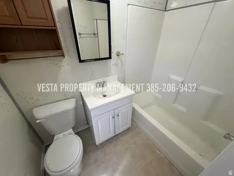 Bath - 477 E 22 Nd St N, Ogden, UT 84401 photo 2 of 2
