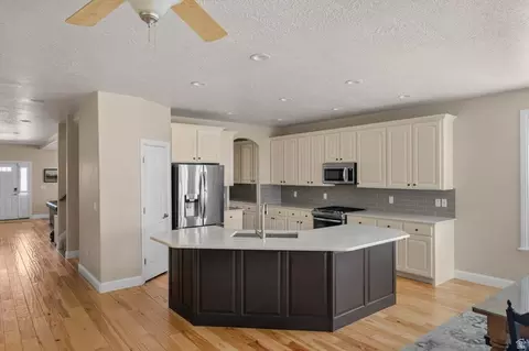 Kitchen - 1456 E Firelight Way S, Sandy, UT 84092 photo 1 of 2
