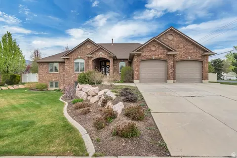 1810 N 1725 W, Farr West, UT 84404