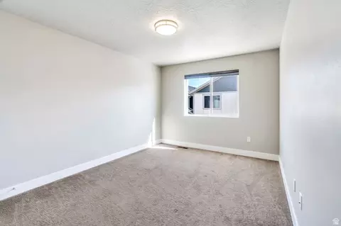 Bedroom - 8703 N Riviera Aly, Eagle Mountain, UT 84005 photo 3 of 4