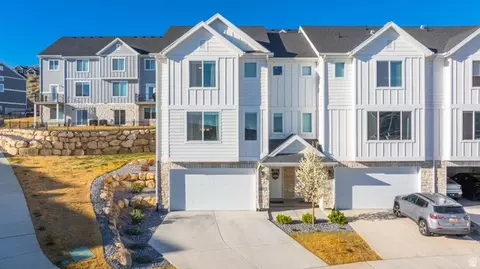 1022 W Shadow Brook Ln, Lehi, UT 84043