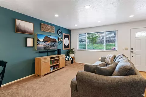 Living - 2607 N 100 W, Sunset, UT 84015 photo 1 of 3
