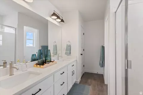 Bath - 1342 E 1280 N #08-29, Payson, UT 84651 photo 3 of 3
