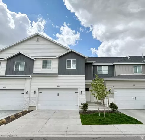 5124 E Lakefield Dr, Eagle Mountain, UT 84005