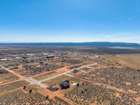 Undisclosed, Hildale, UT 84784 photo 11