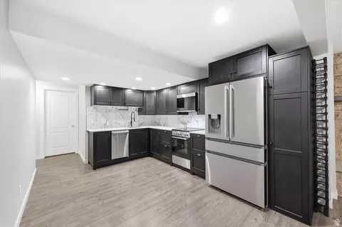 Kitchen - 8620 S 1185 E, Sandy, UT 84094 photo 5 of 5