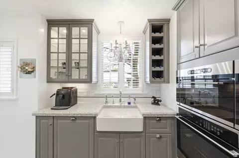 Kitchen - 8620 S 1185 E, Sandy, UT 84094 photo 4 of 5